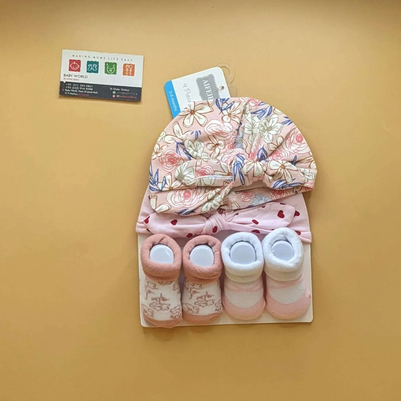 Pack of 2 Caps & 2 Booties - Image 7